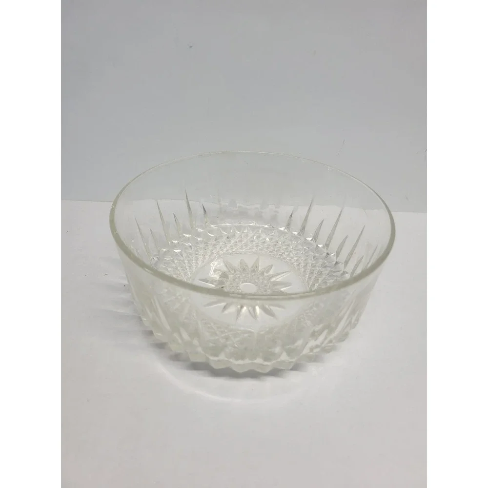 Arcoroc France‎ Clear Pressed Glass Serving Bowl Starburst Diamond Cut 7.5 Inch